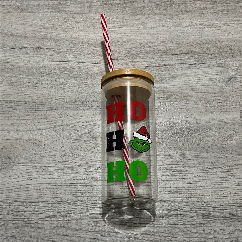 NEW Festive Grinch Ho Ho Ho Holiday Glass Tumbler Cup with Straw